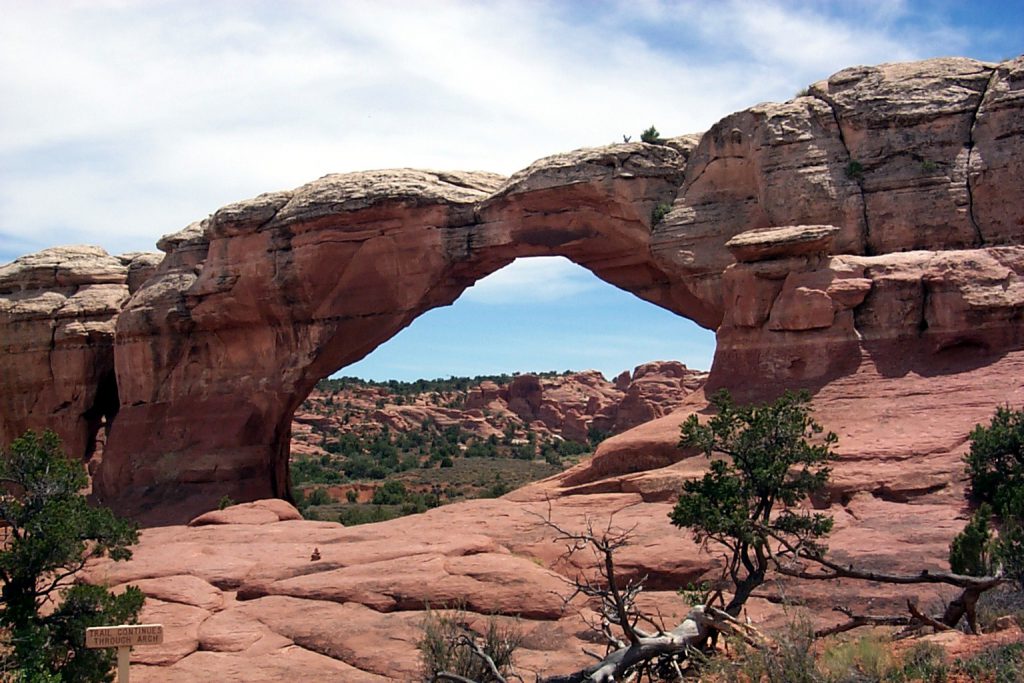 The first arch we saw near the campground was 'broken arch'.