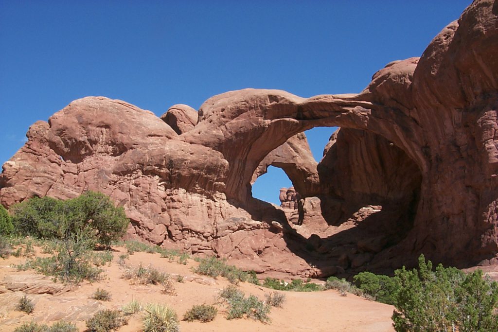 The Double Arch (sans morons)
